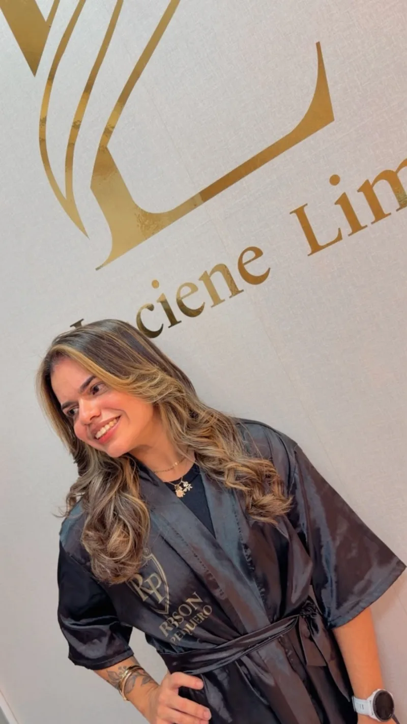 Tratamento capilar no Salão de Beleza da Luciene Lima em Caruaru
